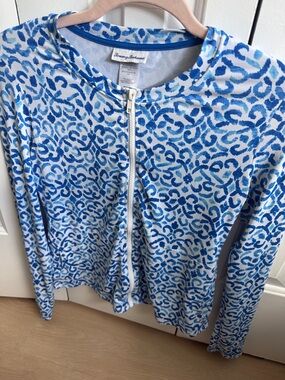 Tommy Bahama Full-Zip Rash Guard
Beaming Blue XS